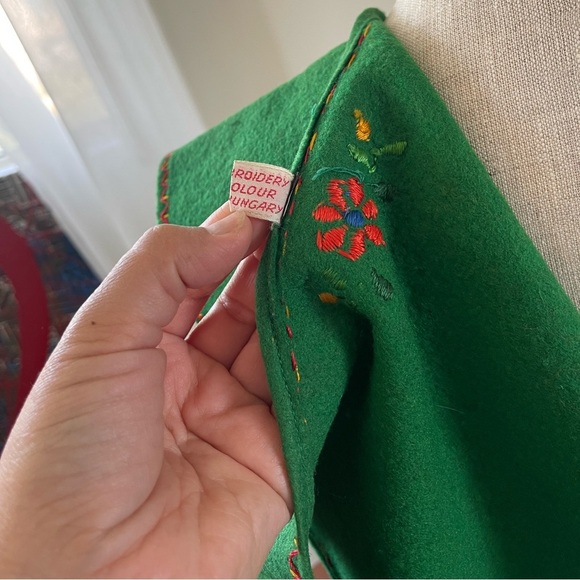 Vintage Hungary handmade embroidered floral vest small - Picture 7 of 11